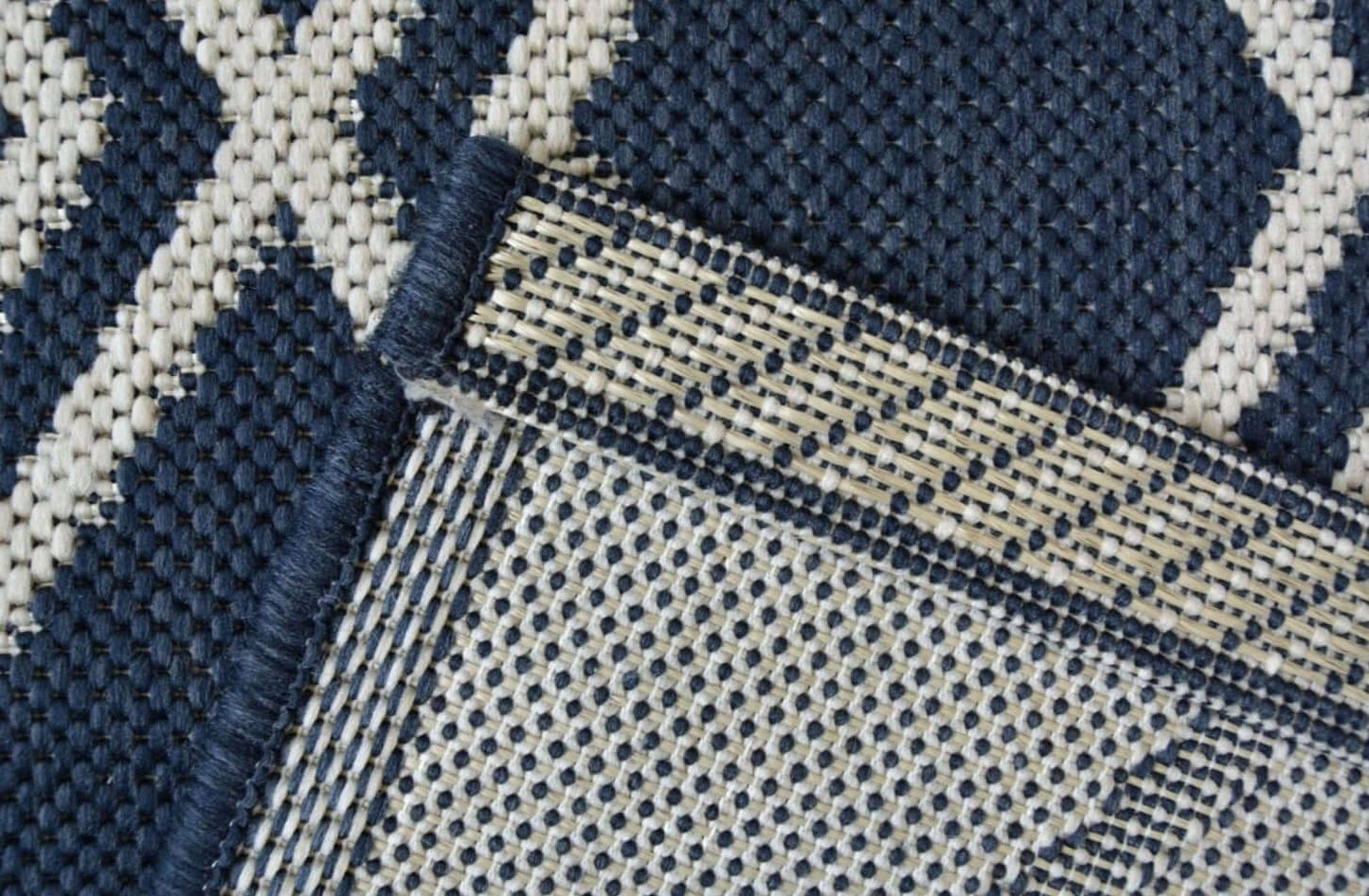 County Diamonds Indoor/Outdoor Rug | 11651A