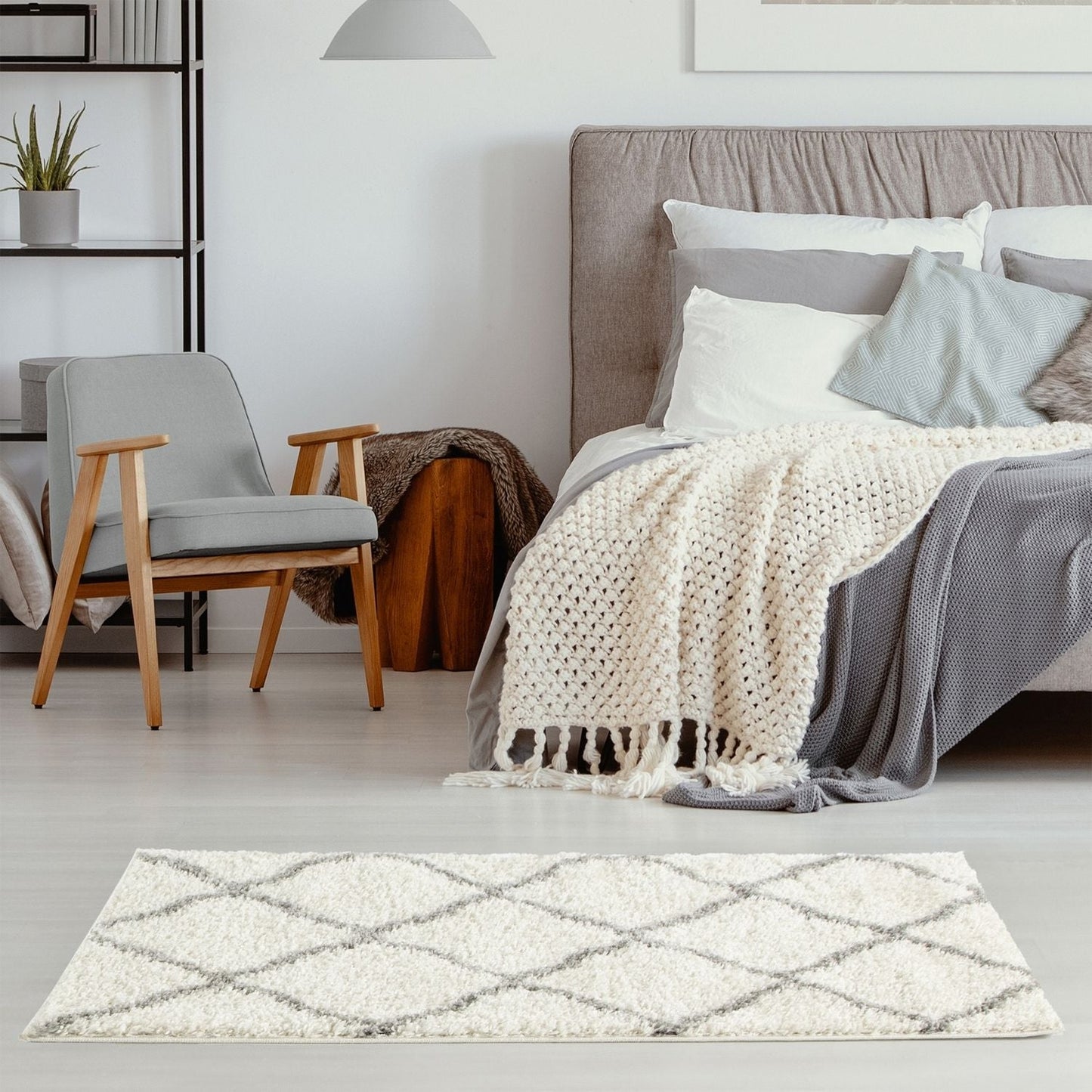 Moroccan Ivory Shaggy Rug | 700
