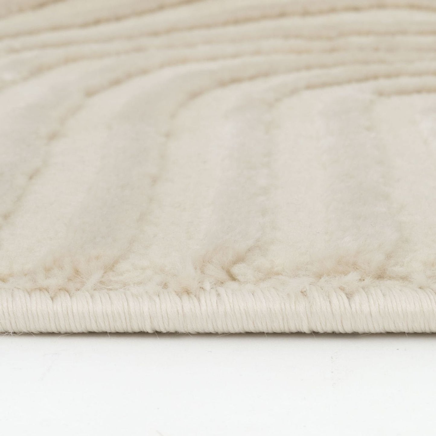 Aura Collection Rug Ripple in Cream