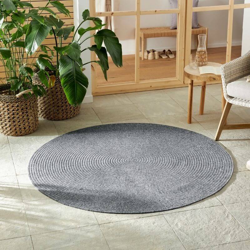 Indoor Outdoor Trenzado Rug – Bordered Plain Design