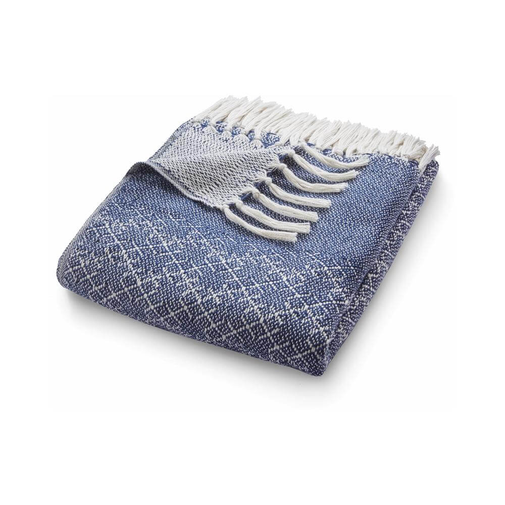 Trellis Design Woven Throw