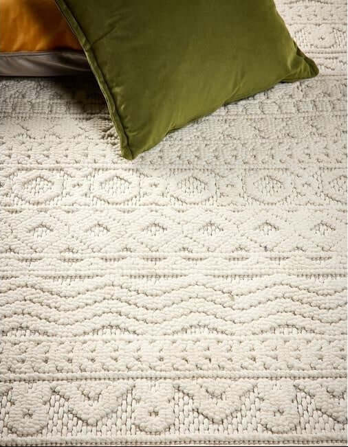 Rustic Rug Geometric Design