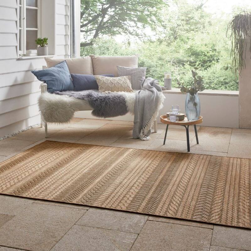 Indoor Outdoor Granado Rug – Chevron Design